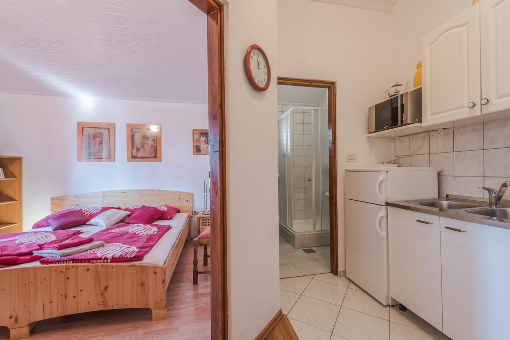 Apartments Eva Sukošan Dış mekan fotoğraf
