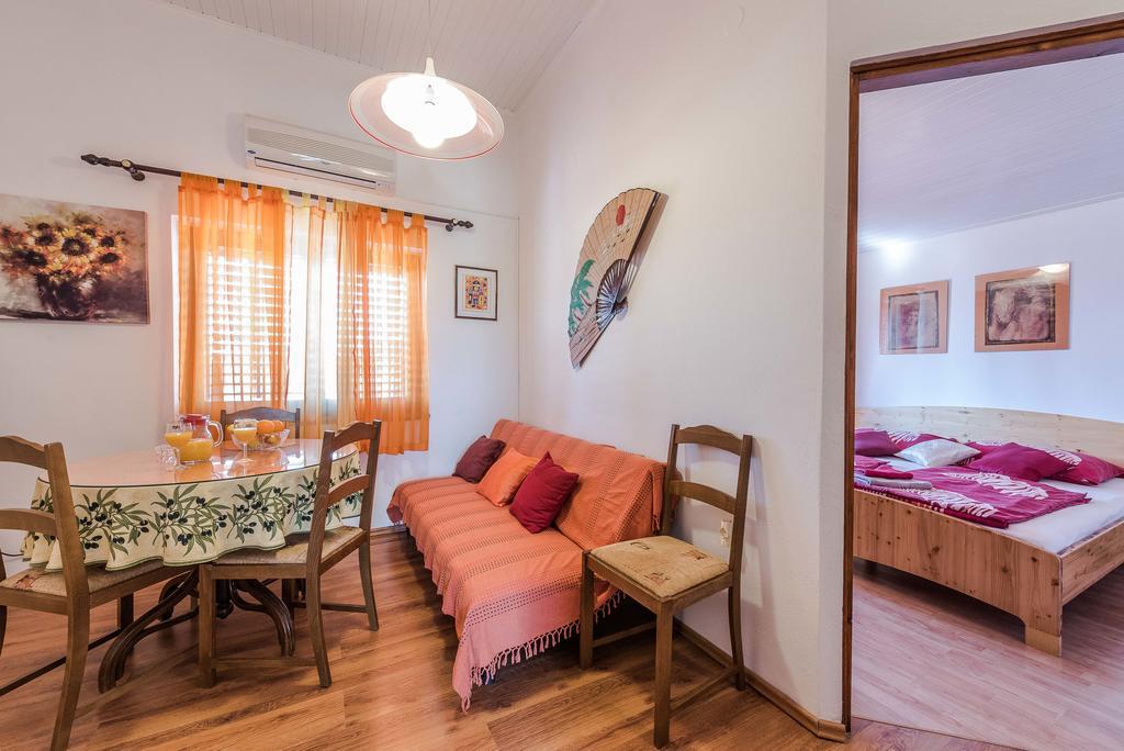 Apartments Eva Sukošan Dış mekan fotoğraf