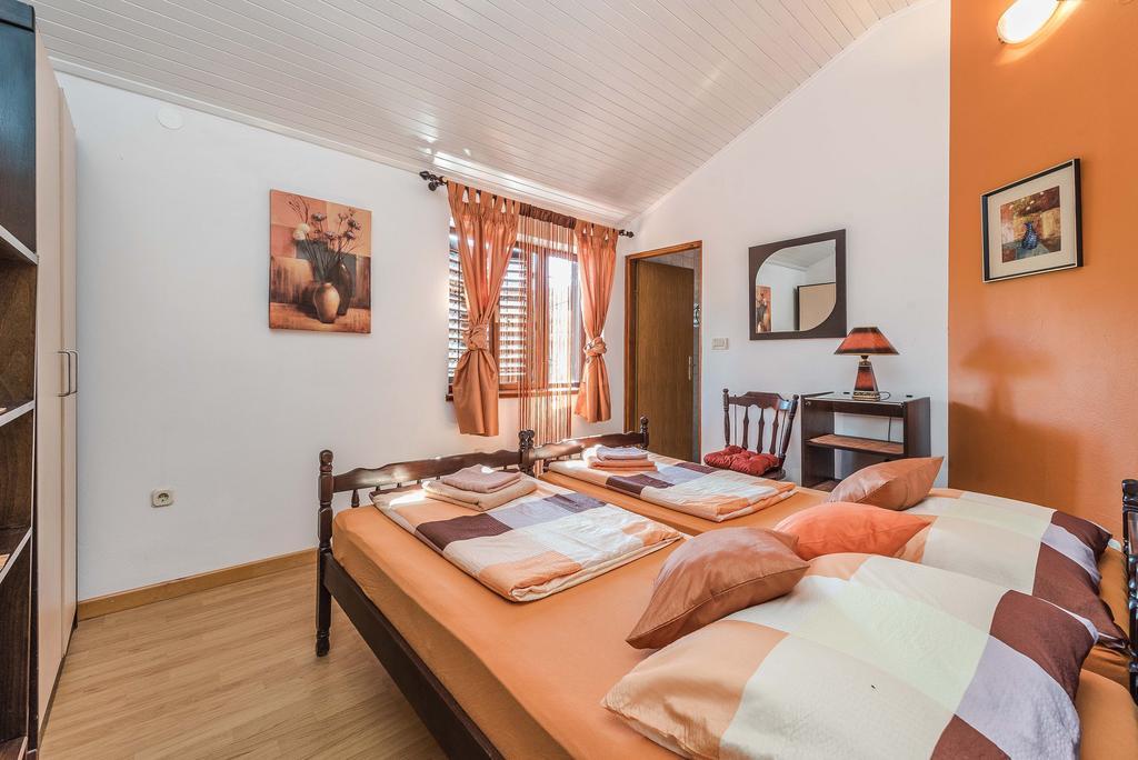 Apartments Eva Sukošan Dış mekan fotoğraf